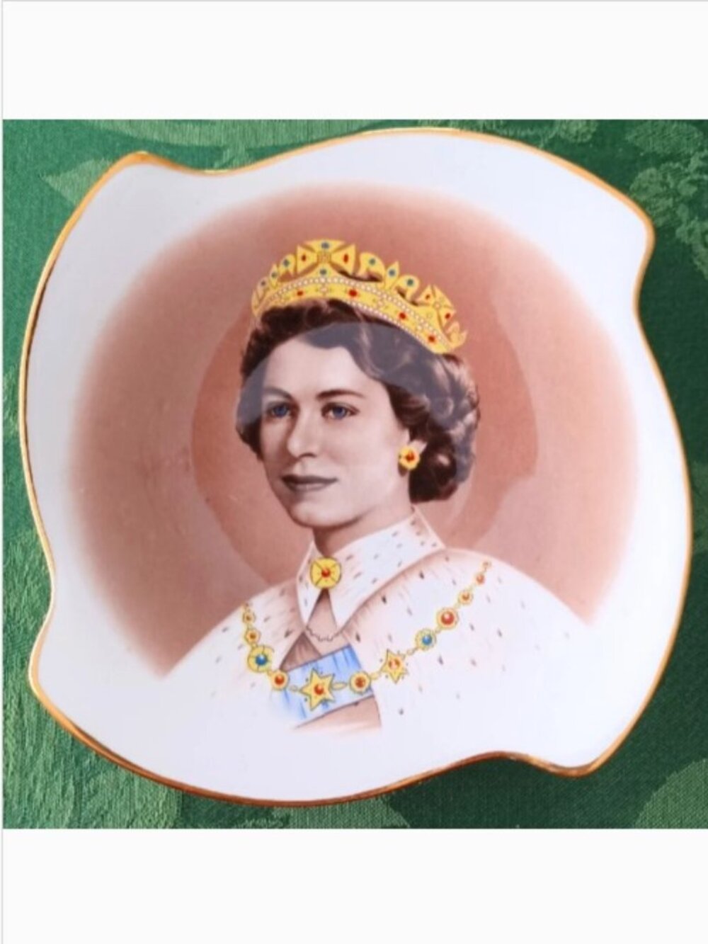 Vintage Aynsley Queen Elizabeth Commemorative St. Lawrence Seaway Plate